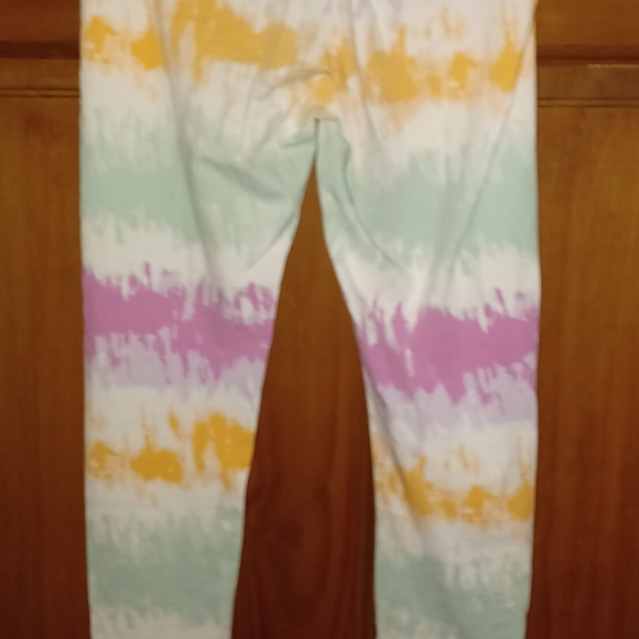 GIRLS SHIRT AND PANT SET - Picture 5 of 6